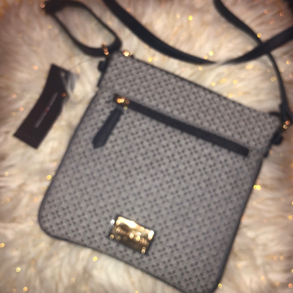Tommy Hilfiger Crossbody